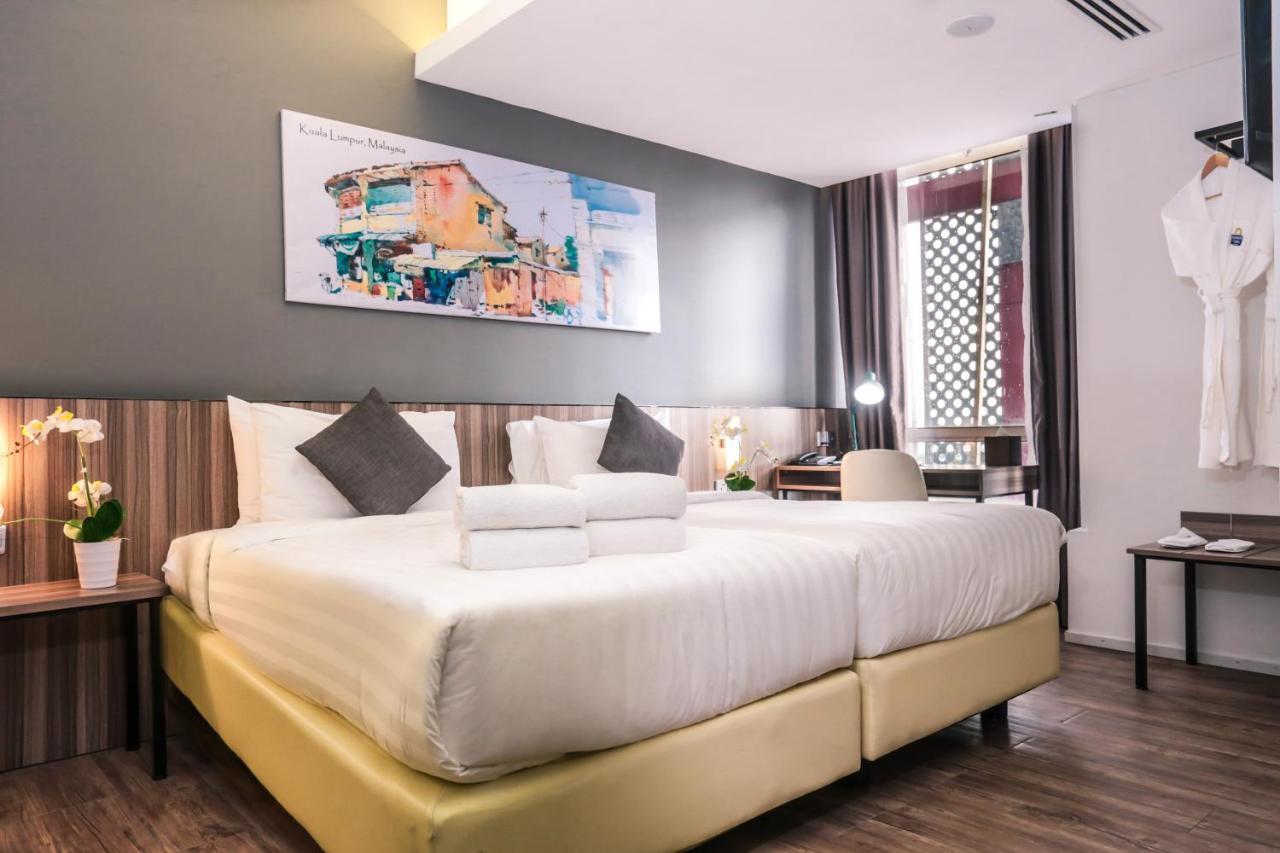 Days Hotel & Suites By Wyndham Fraser Business Park Kl Куала-Лумпур Екстер'єр фото